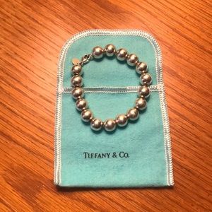 Tiffany ball bracelet - silver, comfortable and easy to wear.